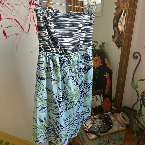 Roxy Blue and White Patterned Mini Summer Dress M - Picture 2 of 16